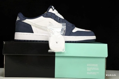 Jordan CJ7891 400 Low Midnight Navy SB 1 1122